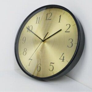 Carry Lot 12" Quartz Metal Round Wall Clock Watch Black Gold in Box